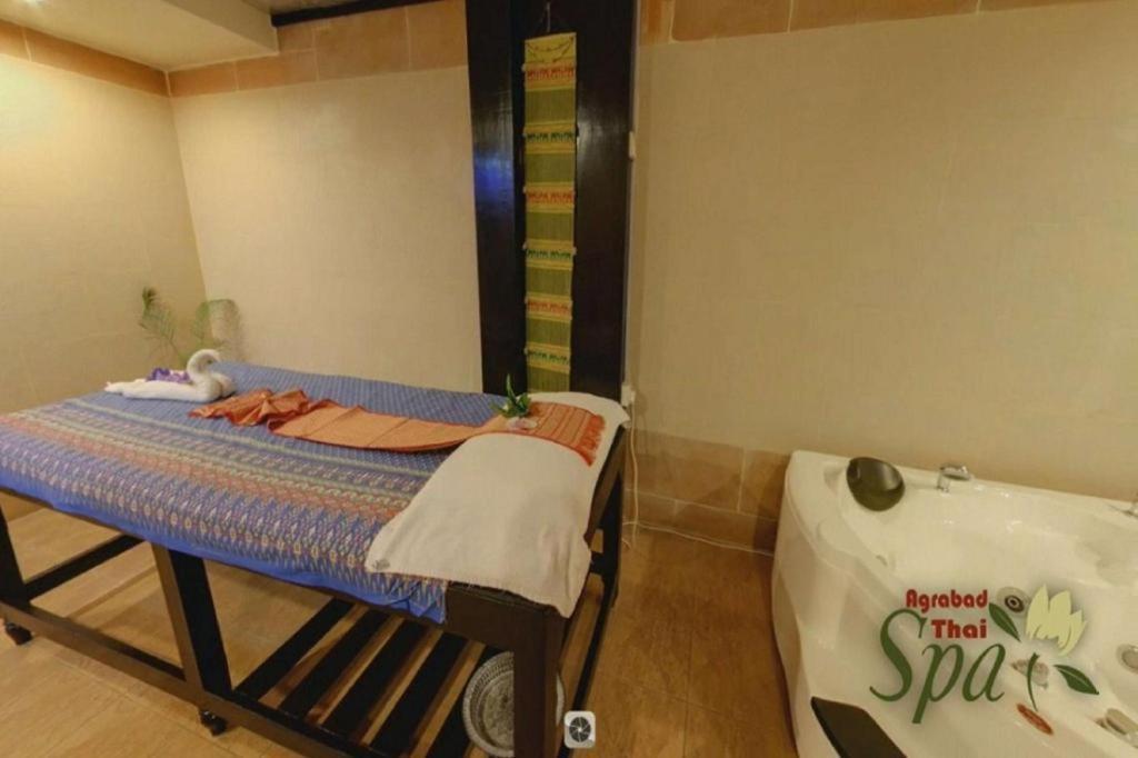 Hotel Agrabad Chittagong Eksteriør bilde